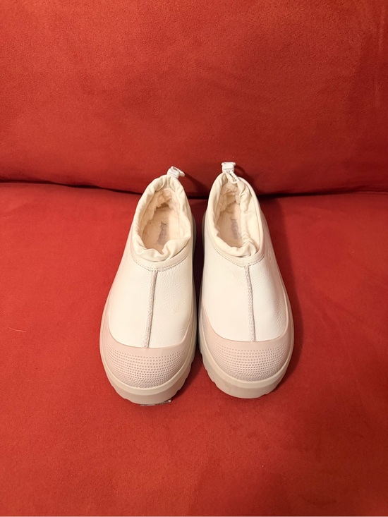 UGG Shoes - Uggs Women’s Casual Slip-On Comfort Sneakers in Off-White